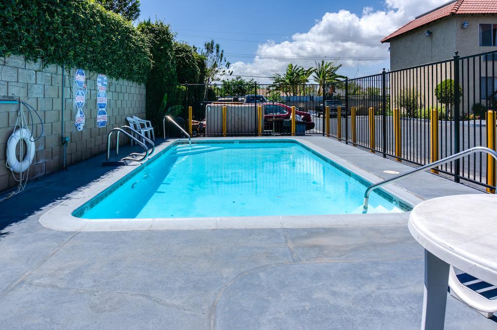 Motel Moonlight Anaheim Bagian luar foto
