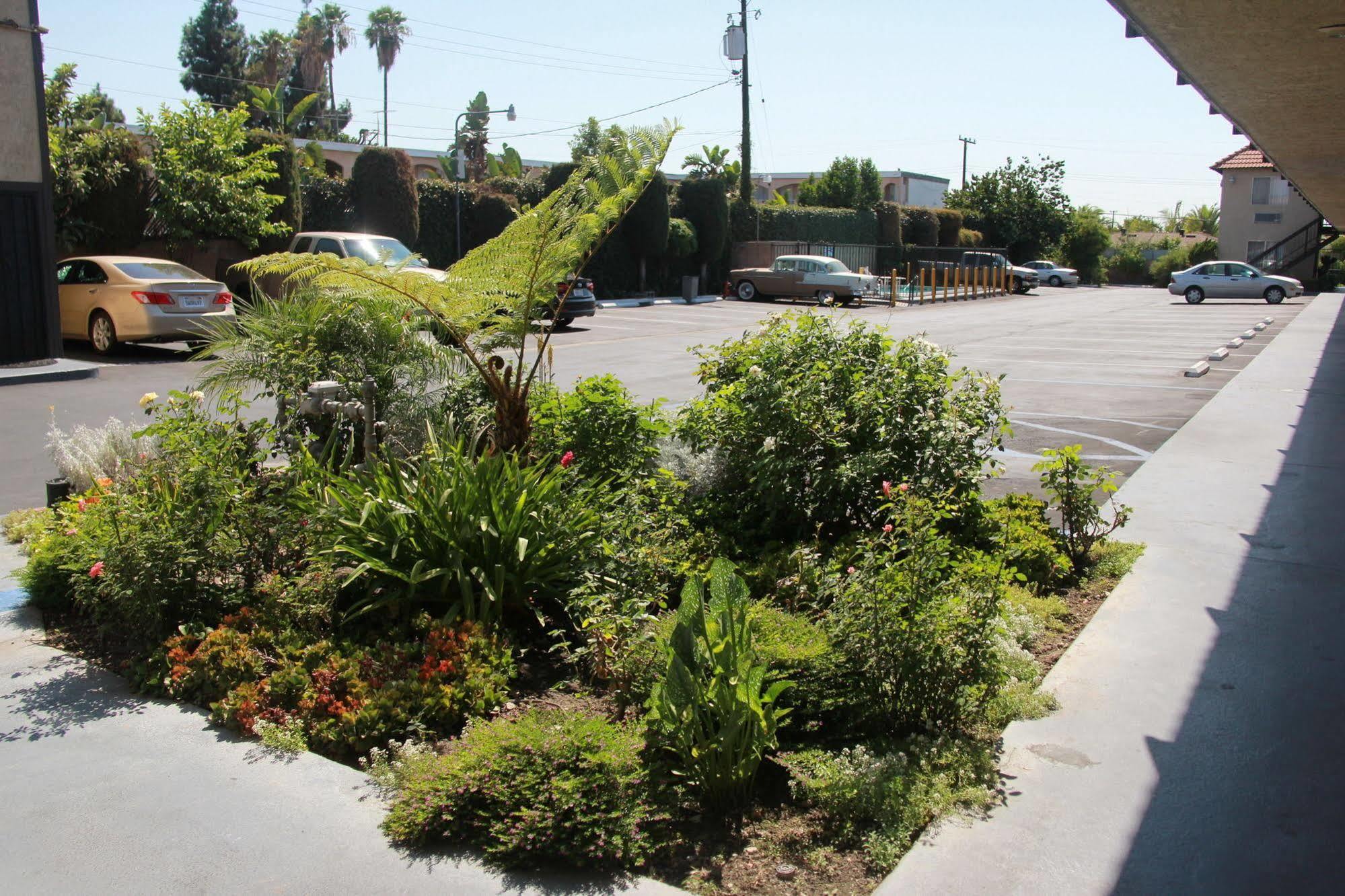 Motel Moonlight Anaheim Bagian luar foto